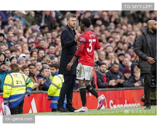 西汉姆联官宣引进苏莱曼，新赛季实力再获提升