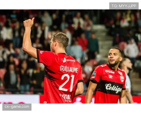 蒙彼利埃新赛季开局强劲，战绩表现引发球迷持续关注