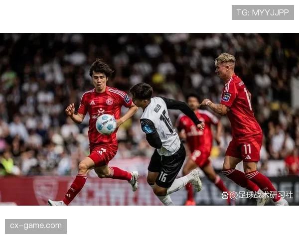 英冠联赛争议判罚引发热议